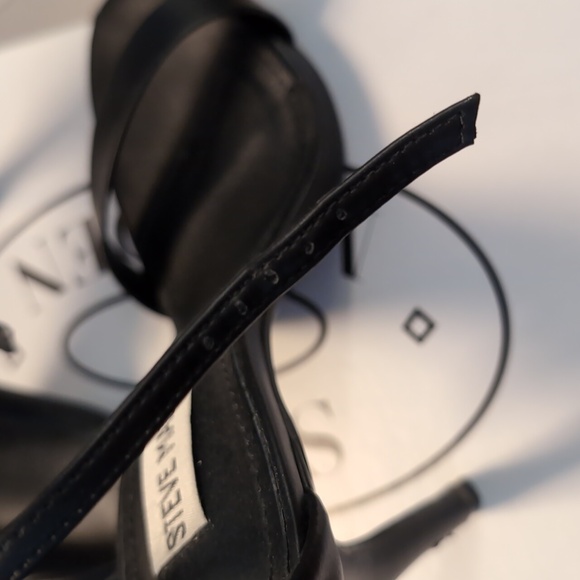 Black Steve Madden heels size 5 - Picture 10 of 12
